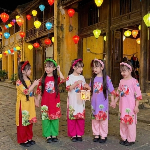 ÁO DÀI BÉ GÁI HOA CẨM THẠCH