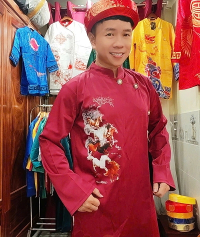 ÁO DÀI CÁCH TÂN MÃ ĐÁO THÀNH CÔNG