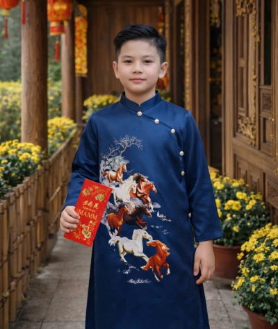 ÁO DÀI CÁCH TÂN BÉ TRAI MÃ ĐÁO THÀNH CÔNG