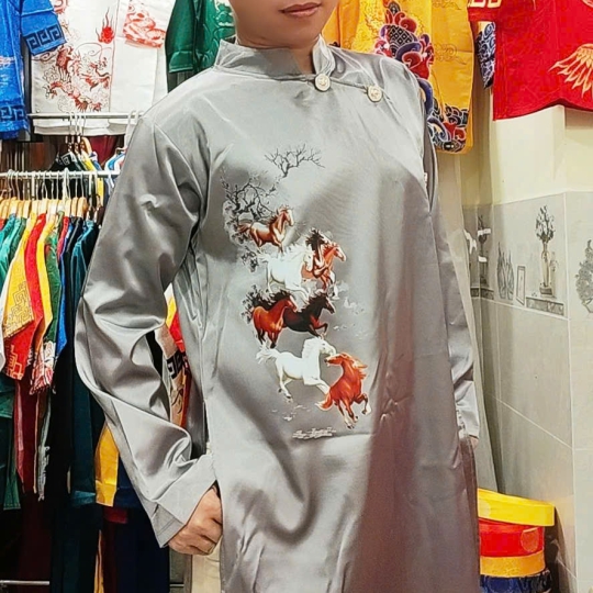ÁO DÀI CÁCH TÂN MÃ ĐÁO THÀNH CÔNG