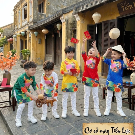 ÁO DÀI HỌA TIẾT RỒNG & HOA SEN