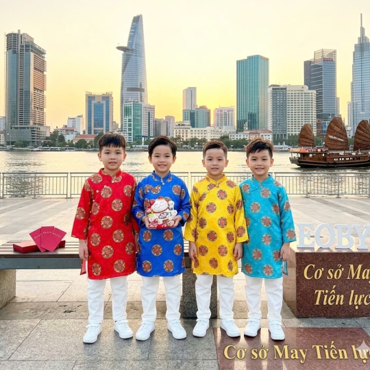 ÁO DÀI GẤM THÁI TUẤN